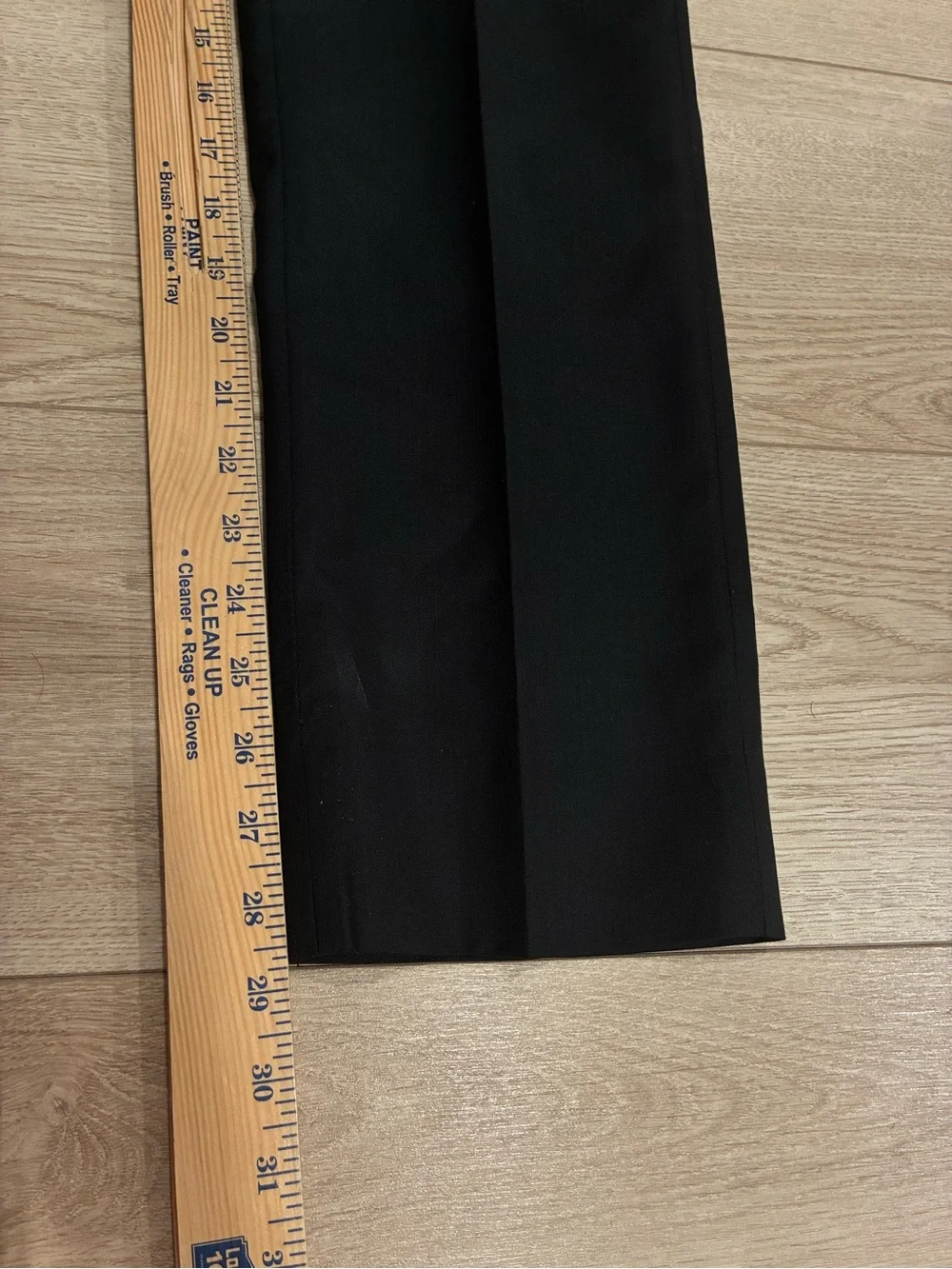 Tavio Men’s Two Button Black Two Piece Suit Size 36S/28x29